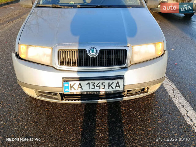 Серый Шкода Фабия, объемом двигателя 1.2 л и пробегом 300 тыс. км за 1600 $, фото 1 на Automoto.ua