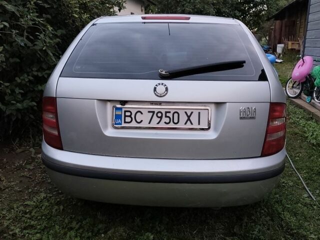Сірий Шкода Фабія, об'ємом двигуна 0 л та пробігом 265 тис. км за 2597 $, фото 1 на Automoto.ua
