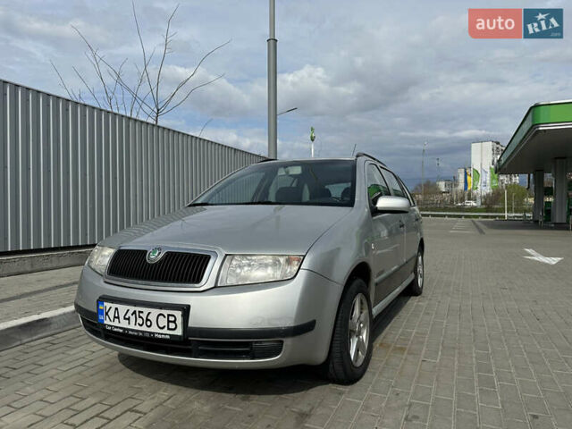 Серый Шкода Фабия, объемом двигателя 1.39 л и пробегом 208 тыс. км за 4299 $, фото 1 на Automoto.ua