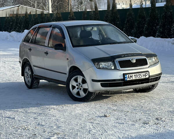 Сірий Шкода Фабія, об'ємом двигуна 1.2 л та пробігом 280 тис. км за 3000 $, фото 1 на Automoto.ua