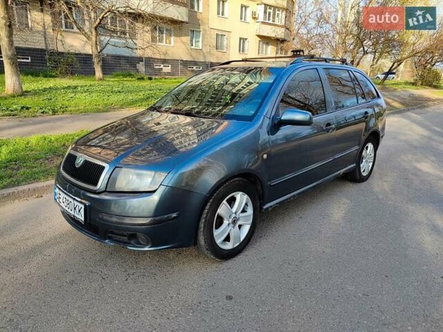 Сірий Шкода Фабія, об'ємом двигуна 1.39 л та пробігом 204 тис. км за 3500 $, фото 1 на Automoto.ua