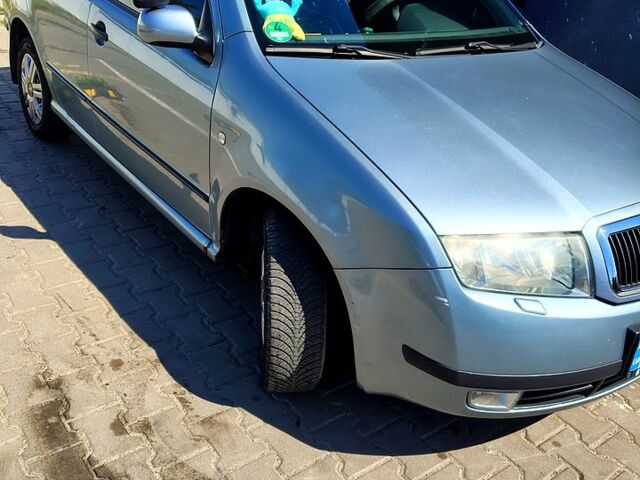 Сірий Шкода Фабія, об'ємом двигуна 1.4 л та пробігом 170 тис. км за 4500 $, фото 1 на Automoto.ua