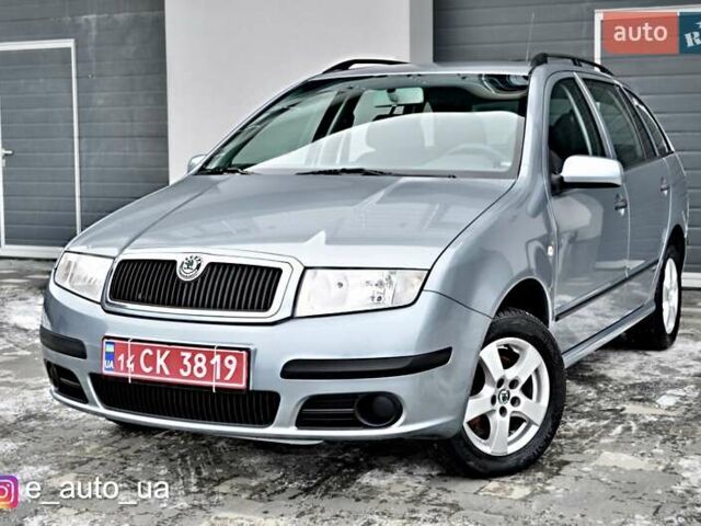 Серый Шкода Фабия, объемом двигателя 1.4 л и пробегом 190 тыс. км за 4560 $, фото 1 на Automoto.ua