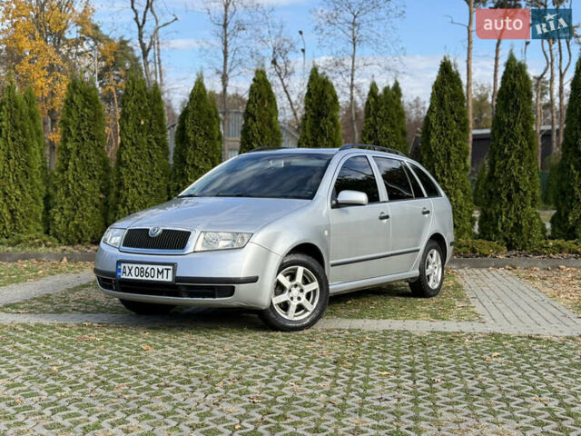 Шкода Фабия 2004 в Харькове на Automoto.ua Серый Шкода Фабия, объемом двигателя 1.39 л и пробегом 180 тыс. км за 4250 $, фото 1 на Automoto.ua