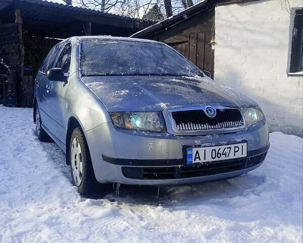 Сірий Шкода Фабія, об'ємом двигуна 1.2 л та пробігом 263 тис. км за 3499 $, фото 1 на Automoto.ua