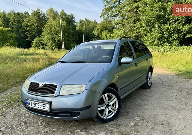 Сірий Шкода Фабія, об'ємом двигуна 1.39 л та пробігом 247 тис. км за 4800 $, фото 1 на Automoto.ua