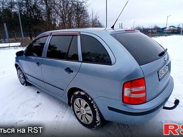 Серый Шкода Фабия, объемом двигателя 1.4 л и пробегом 161 тыс. км за 4950 $, фото 1 на Automoto.ua