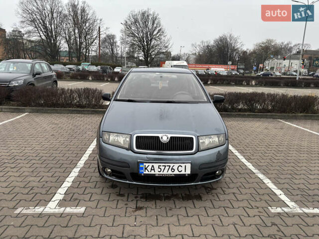 Сірий Шкода Фабія, об'ємом двигуна 1.2 л та пробігом 315 тис. км за 2850 $, фото 1 на Automoto.ua