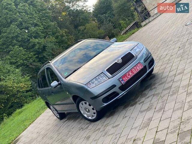 Сірий Шкода Фабія, об'ємом двигуна 1.4 л та пробігом 186 тис. км за 4250 $, фото 1 на Automoto.ua