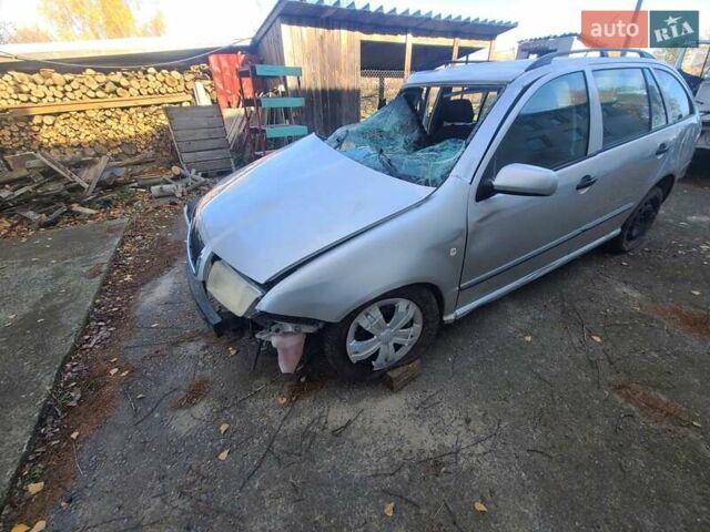 Сірий Шкода Фабія, об'ємом двигуна 1.39 л та пробігом 201 тис. км за 950 $, фото 1 на Automoto.ua