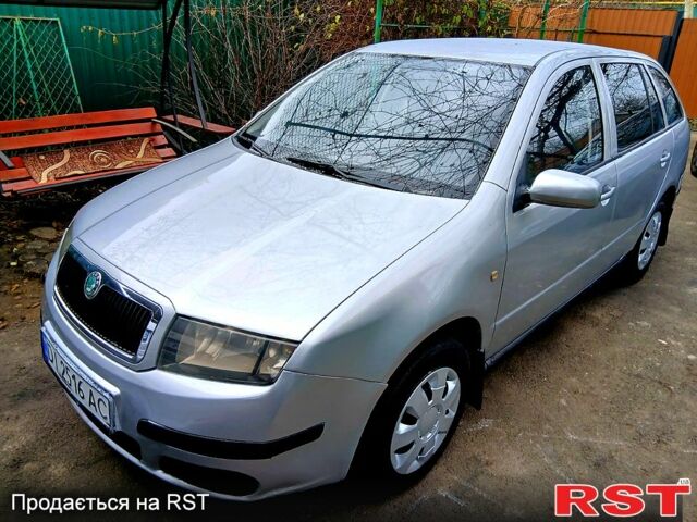 Сірий Шкода Фабія, об'ємом двигуна 1.2 л та пробігом 230 тис. км за 2800 $, фото 1 на Automoto.ua