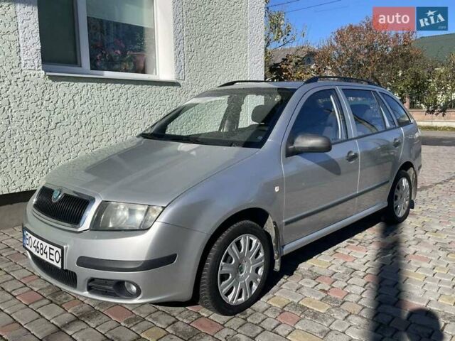 Шкода Фабия 2006 в Тернополе на Automoto.ua Серый Шкода Фабия, объемом двигателя 1.4 л и пробегом 162 тыс. км за 4400 $, фото 1 на Automoto.ua