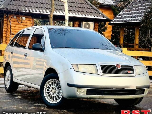 Сірий Шкода Фабія, об'ємом двигуна 1.2 л та пробігом 22000 тис. км за 3750 $, фото 1 на Automoto.ua
