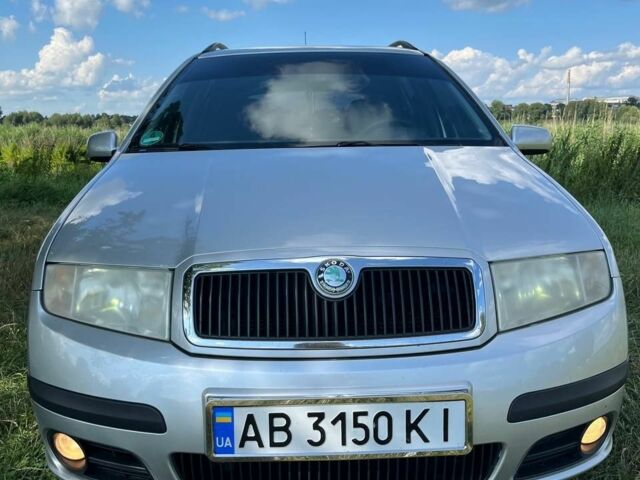 Серый Шкода Фабия, объемом двигателя 1.4 л и пробегом 210 тыс. км за 5200 $, фото 1 на Automoto.ua