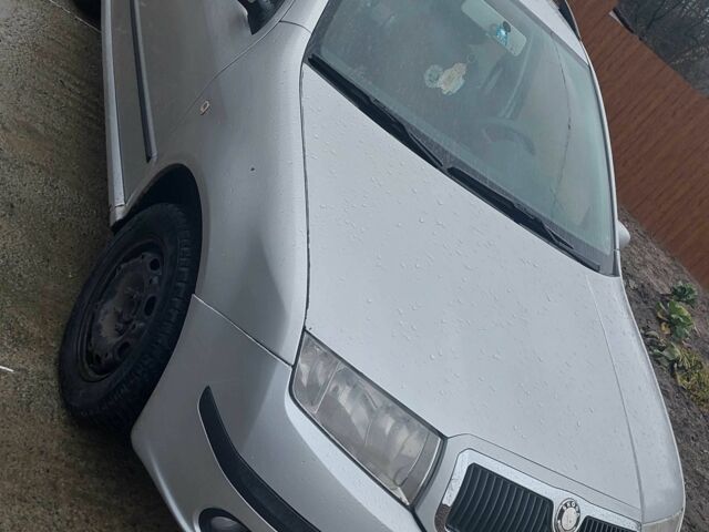 Сірий Шкода Фабія, об'ємом двигуна 1.4 л та пробігом 247 тис. км за 4000 $, фото 1 на Automoto.ua