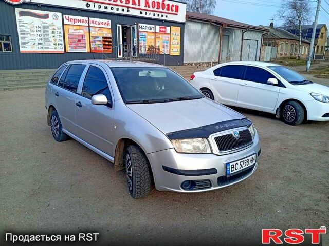 Сірий Шкода Фабія, об'ємом двигуна 1.4 л та пробігом 0 тис. км за 4450 $, фото 1 на Automoto.ua