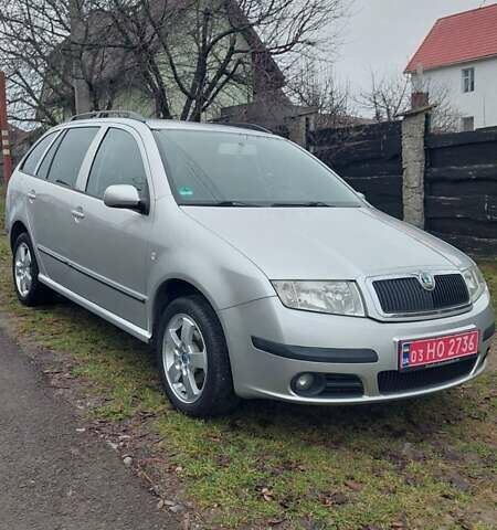 Серый Шкода Фабия, объемом двигателя 1.4 л и пробегом 201 тыс. км за 5150 $, фото 1 на Automoto.ua