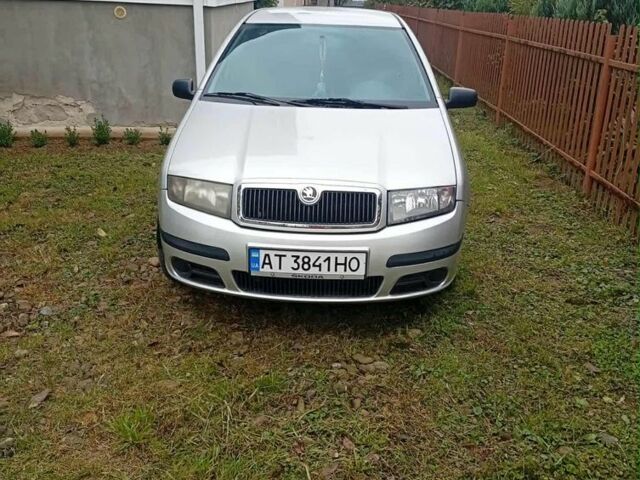 Серый Шкода Фабия, объемом двигателя 1.4 л и пробегом 240 тыс. км за 3500 $, фото 1 на Automoto.ua