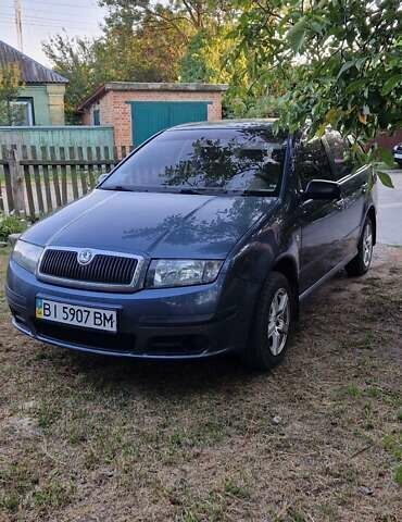 Сірий Шкода Фабія, об'ємом двигуна 1.2 л та пробігом 156 тис. км за 4300 $, фото 1 на Automoto.ua