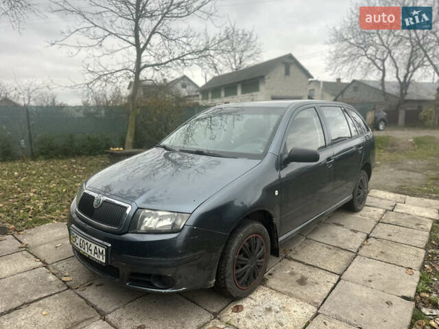 Сірий Шкода Фабія, об'ємом двигуна 1.2 л та пробігом 217 тис. км за 2950 $, фото 1 на Automoto.ua