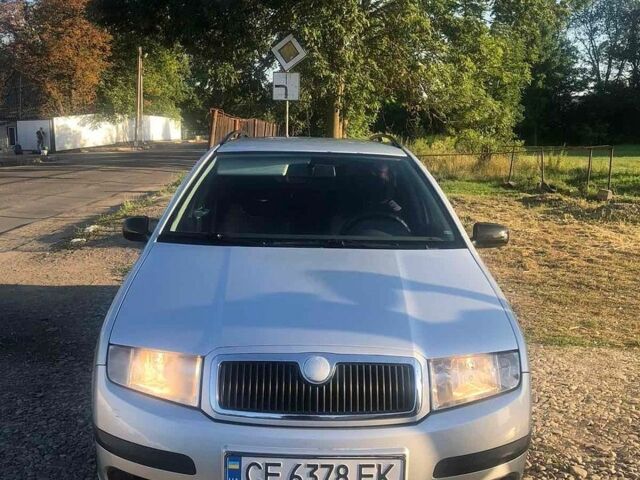 Сірий Шкода Фабія, об'ємом двигуна 1.39 л та пробігом 290 тис. км за 4500 $, фото 1 на Automoto.ua