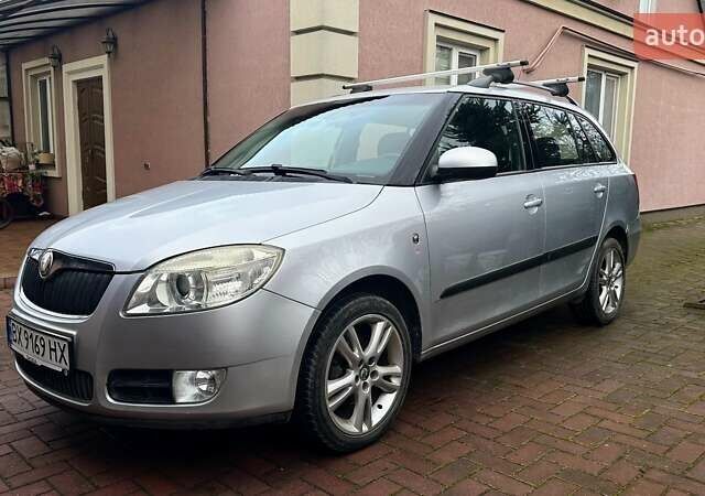 Серый Шкода Фабия, объемом двигателя 1.6 л и пробегом 213 тыс. км за 6700 $, фото 1 на Automoto.ua