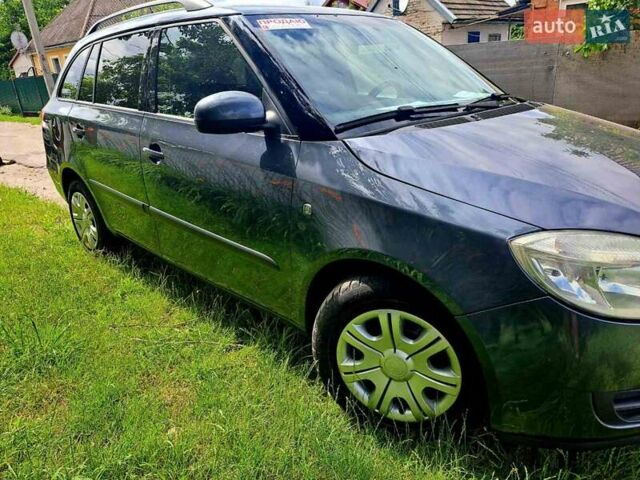 Сірий Шкода Фабія, об'ємом двигуна 1.4 л та пробігом 227 тис. км за 4999 $, фото 1 на Automoto.ua