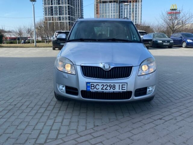 Сірий Шкода Фабія, об'ємом двигуна 1.39 л та пробігом 263 тис. км за 5300 $, фото 1 на Automoto.ua