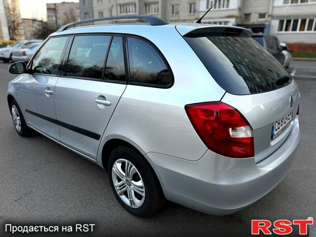 Сірий Шкода Фабія, об'ємом двигуна 1.4 л та пробігом 161 тис. км за 5300 $, фото 1 на Automoto.ua