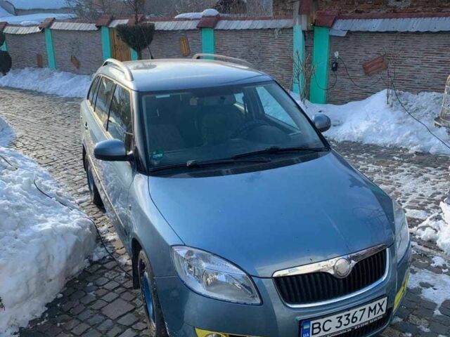 Серый Шкода Фабия, объемом двигателя 1.2 л и пробегом 140 тыс. км за 3600 $, фото 1 на Automoto.ua