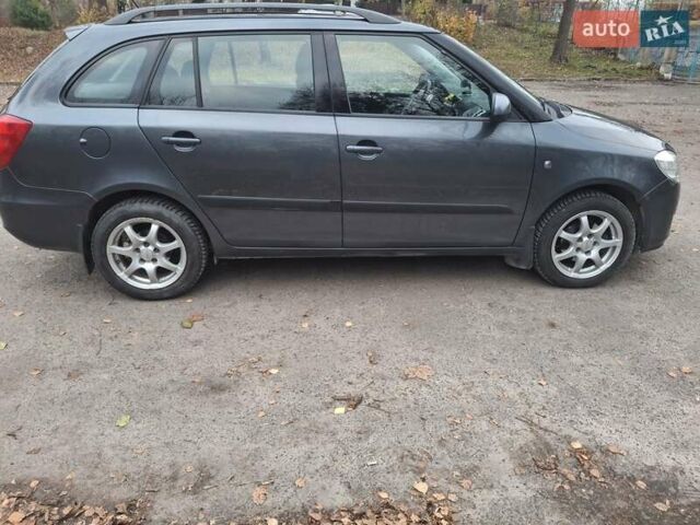 Сірий Шкода Фабія, об'ємом двигуна 1.6 л та пробігом 216 тис. км за 6700 $, фото 1 на Automoto.ua