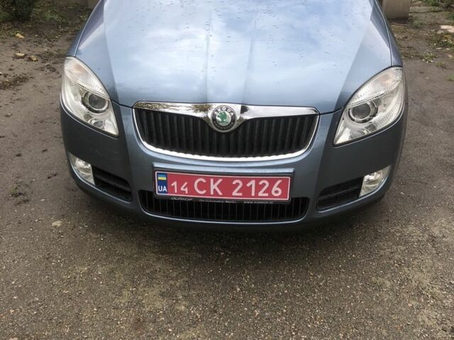 Серый Шкода Фабия, объемом двигателя 1.6 л и пробегом 238 тыс. км за 7200 $, фото 1 на Automoto.ua