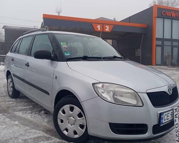 Серый Шкода Фабия, объемом двигателя 1.39 л и пробегом 195 тыс. км за 5500 $, фото 1 на Automoto.ua