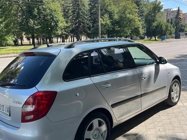Сірий Шкода Фабія, об'ємом двигуна 1.2 л та пробігом 178 тис. км за 4500 $, фото 1 на Automoto.ua