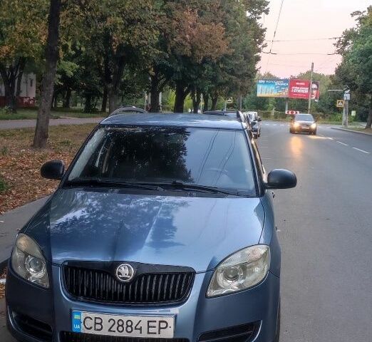 Серый Шкода Фабия, объемом двигателя 1.2 л и пробегом 307 тыс. км за 3800 $, фото 1 на Automoto.ua