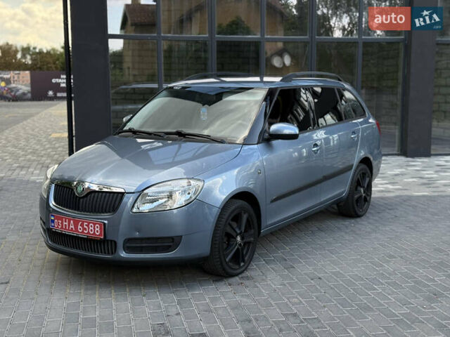 Серый Шкода Фабия, объемом двигателя 1.39 л и пробегом 204 тыс. км за 6300 $, фото 1 на Automoto.ua
