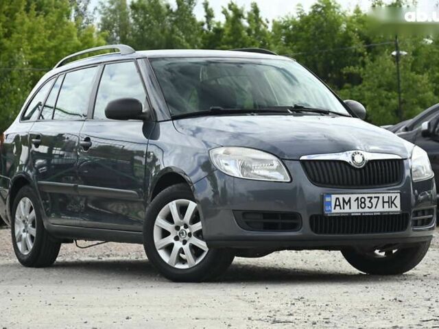 Серый Шкода Фабия, объемом двигателя 1.4 л и пробегом 242 тыс. км за 5350 $, фото 1 на Automoto.ua