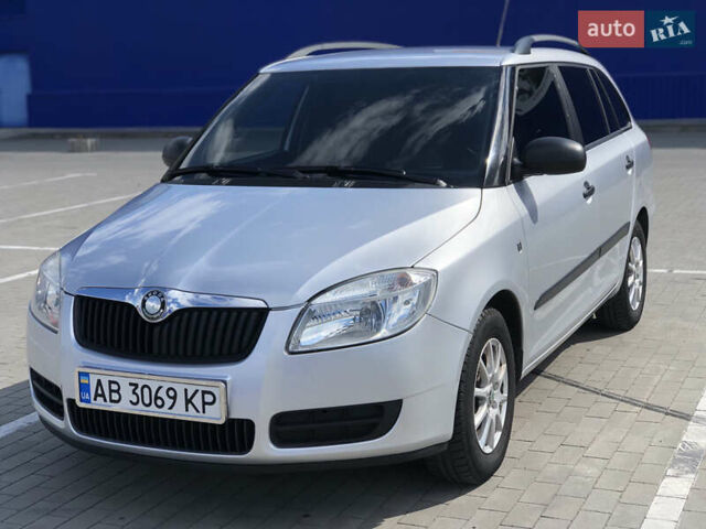 Сірий Шкода Фабія, об'ємом двигуна 1.4 л та пробігом 166 тис. км за 5650 $, фото 1 на Automoto.ua