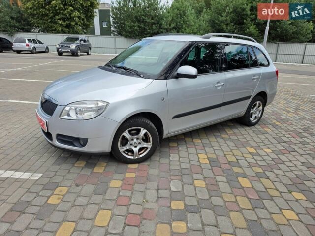 Серый Шкода Фабия, объемом двигателя 1.2 л и пробегом 214 тыс. км за 4800 $, фото 1 на Automoto.ua