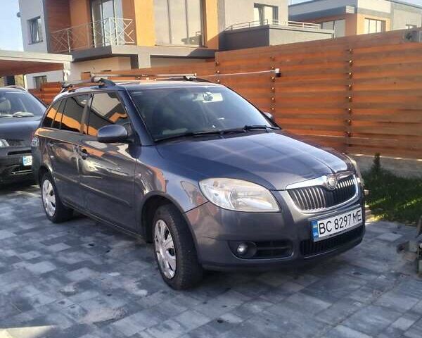Шкода Фабия 2009 в Львове на Automoto.ua Серый Шкода Фабия, объемом двигателя 1.42 л и пробегом 227 тыс. км за 4800 $, фото 1 на Automoto.ua
