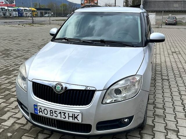 Сірий Шкода Фабія, об'ємом двигуна 1.2 л та пробігом 342 тис. км за 3800 $, фото 1 на Automoto.ua