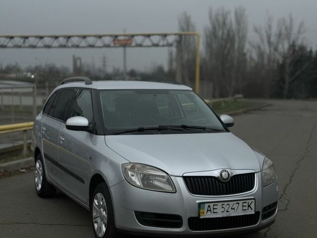 Сірий Шкода Фабія, об'ємом двигуна 1.2 л та пробігом 218 тис. км за 4000 $, фото 1 на Automoto.ua