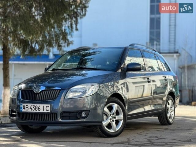 Сірий Шкода Фабія, об'ємом двигуна 1.4 л та пробігом 205 тис. км за 5888 $, фото 1 на Automoto.ua