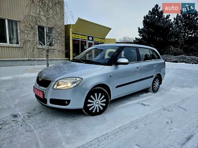 Сірий Шкода Фабія, об'ємом двигуна 1.4 л та пробігом 199 тис. км за 5650 $, фото 1 на Automoto.ua