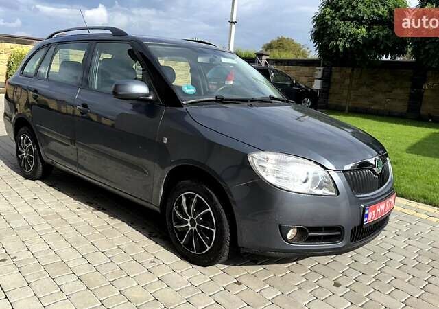Сірий Шкода Фабія, об'ємом двигуна 0 л та пробігом 169 тис. км за 5550 $, фото 1 на Automoto.ua