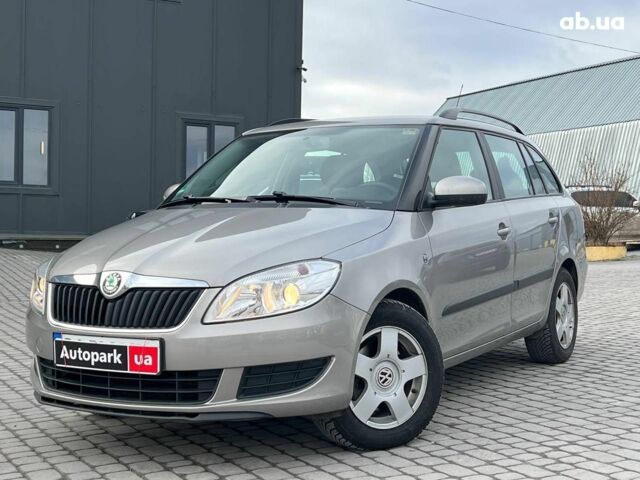 Серый Шкода Фабия, объемом двигателя 1.2 л и пробегом 208 тыс. км за 6990 $, фото 1 на Automoto.ua