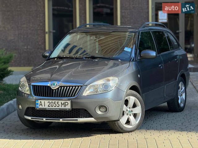 Шкода Фабия 2010 в Одессе на Automoto.ua Серый Шкода Фабия, объемом двигателя 1.2 л и пробегом 260 тыс. км за 5800 $, фото 1 на Automoto.ua