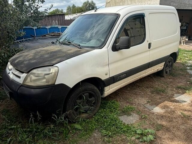 Сірий Шкода Фабія, об'ємом двигуна 1.6 л та пробігом 380 тис. км за 4015 $, фото 1 на Automoto.ua