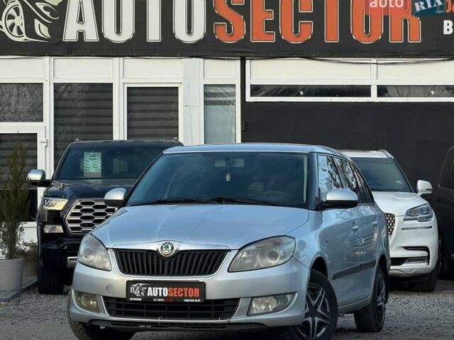 Серый Шкода Фабия, объемом двигателя 1.39 л и пробегом 330 тыс. км за 4600 $, фото 1 на Automoto.ua