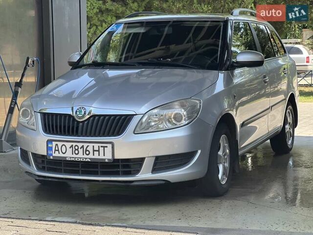 Шкода Фабія 2011 у Ужгороді на Automoto.ua Сірий Шкода Фабія, об'ємом двигуна 1.6 л та пробігом 293 тис. км за 5150 $, фото 1 на Automoto.ua